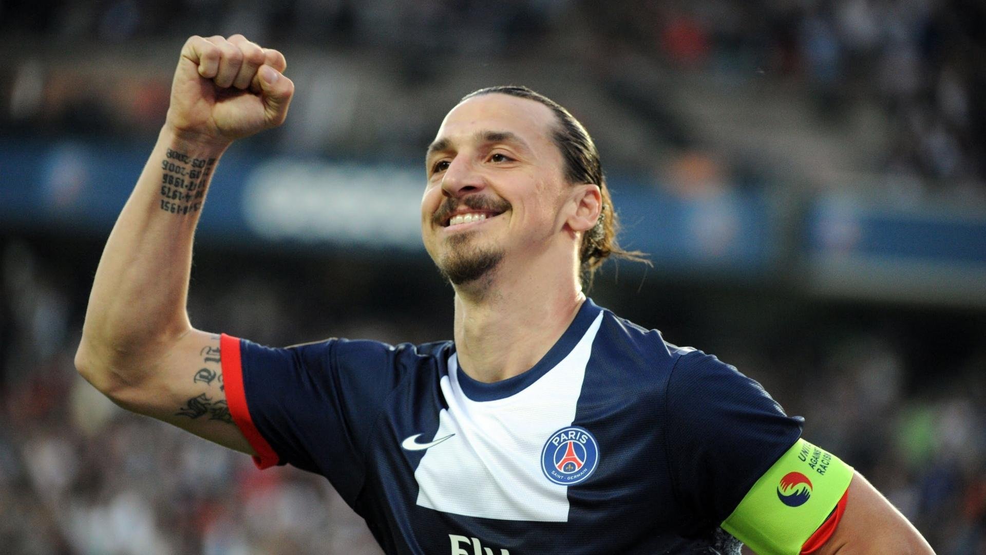 浓眉中距离稳定输出湖人保持比分领先，浓眉在湖人